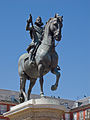 La Estatua ecuestre de Felipe III es una escultura realizada en bronce en 1616 por los escultores Pietro Tacca y Juan de Bolonia. Se encuentra desde 1846 en el centro de la Plaza Mayor de Madrid. Por Kadellar.