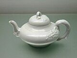A Tek-hòe porcelain teapot (17th to 18th century)