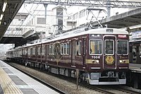 7000系「京とれいん 雅洛」による梅田（現・大阪梅田）行き快速特急（2019年7月14日）