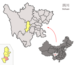 漢源縣的地理位置