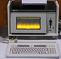 1984年的一體式電腦，印表機、螢幕、磁碟機集成
