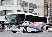 松山市に本社を置く伊予鉄バスの高速路線バス