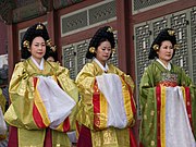 朝鮮王朝親蠶禮中嬪的圓衫禮服