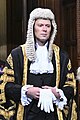 現役の大法官アレックス・チョーク（英語版）。中世から2009年まで貴族院議長を兼ねた。 なお大法官は、序列第2位の国務大官である。