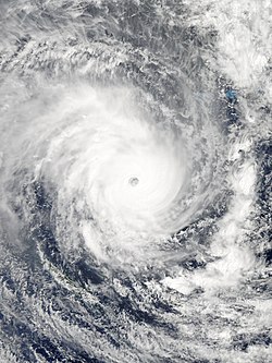 Image satellite du cyclone Pam le 13 mars 2015 au nord du Vanuatu.