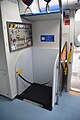 EMU500內裝改造後，於EM車廂駕駛室端設置的大件行李放置區