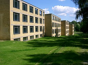 漢斯·邁耶和他的搭檔漢斯·維特韋爾設計的德国贸易联盟联合学校（1928年至1930年）