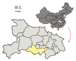 荆州市在湖北省的地理位置