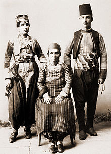Photographie d'une famille albanaise des années 1910