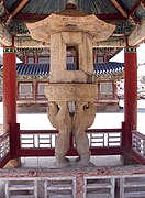 法住寺 雙獅子石燈（韓國國寶第5號）