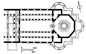 Plan de l'église originelle du IVe siècle (en noir plein) dans le plan actuel.