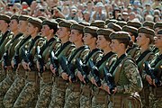 پرسنل زن ارتش اوکراین در "رژه روز استقلال کیف". ۲۴ اوت ۲۰۱۸.