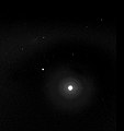 精神號於晚上所拍的兩個衛星，背景為人馬座。照片亮度已增強。