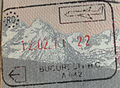 美國護照上的亨利·科安德國際機場出境印章。