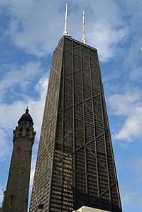 約翰·漢考克中心，是世界第一座使用X型支撐創建桁架管設計的高層建築