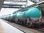 タンク車による石油の専用貨物列車（日本）