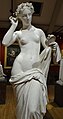 Jeune femme à la toilette, Auguste Dumont, plâtre original de la statue en marbre (1843) qui se trouve au musée des Beaux-Arts de Nancy