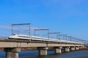 加古川橋梁を通過するN700A電車