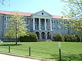 弗吉尼亞哈裏森堡詹姆斯·麥迪遜大學，1908年成立