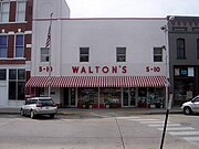 ウォルトンの最初の店