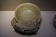 北宋沙埠窑青瓷碗与匣钵粘连标本