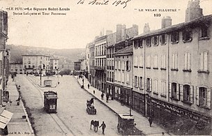 Le square Saint-Louis, vers 1905.