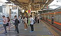 11・12番線（武蔵野線・京葉線）ホーム（2019年9月）