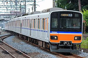 50090型による川越特急 （2021年6月 北坂戸駅 - 高坂駅間）