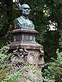Sa statue dans le parc à Freiberg.