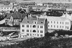 主体建筑基本建成的福柏医院，东南面，1906年