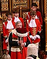 貴族院院内総務トゥルー男爵ニコラス・トゥルー（英語版）。 現在、王璽尚書を兼ね、議会用ローブを纏いつつ、議会開会式にて尚書の職権で君主の制帽（英語版）を掲げる。
