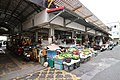 臺東市開封市場外側攤販區。
