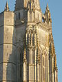 Dentelles de pierre du clocher gothique de l'église de Marennes.