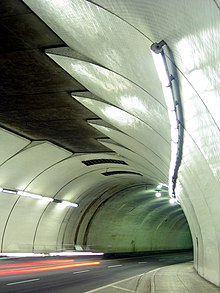 Intérieur du tunnel de la deuxième rue de Los Angeles.