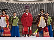 朝鮮國王遠遊冠絳紗袍