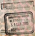 免簽證國家旅客護照上的倫敦希斯洛機場入境停留6個月印章。