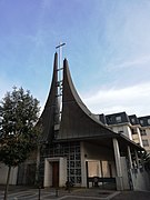 Façade principale de la Chapelle Notre-Dame-de-Valmy, située rue du petit-château.