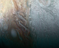 這個圖像突出顯示木星上有多個大氣條件出現碰撞的特徵。