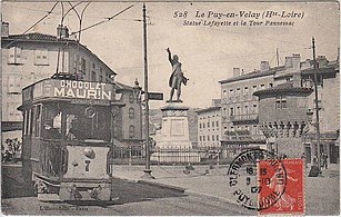 Le tramway du Puy-en-Velay, près de la Tour Pannessac, vers 1907.